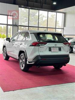 تويوتا راف 4